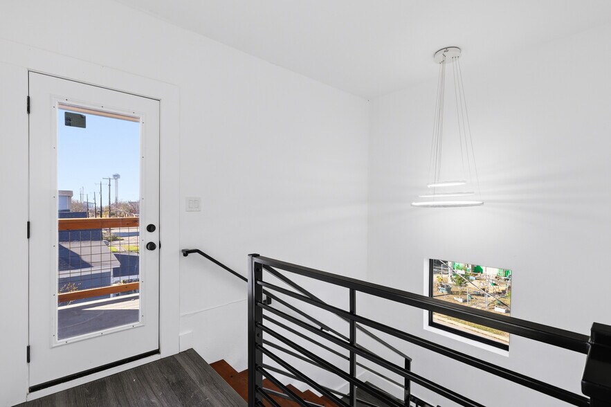 More Photos Of 1512 Wyoming St, San Antonio Apartments For Sale