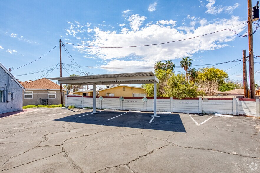 More Photos Of 1206 S Maryland Pky, Las Vegas Coworking Space