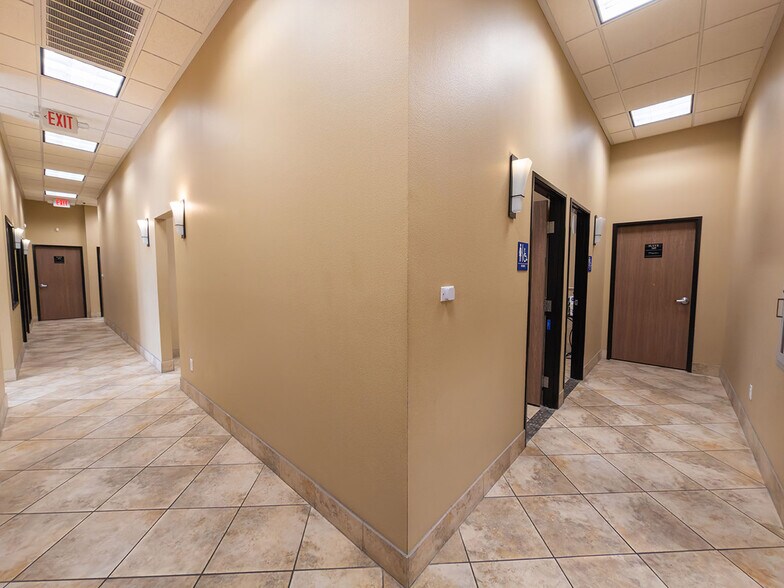 More Photos Of 8708 Spanish Ridge Ave, Las Vegas Office For Sale
