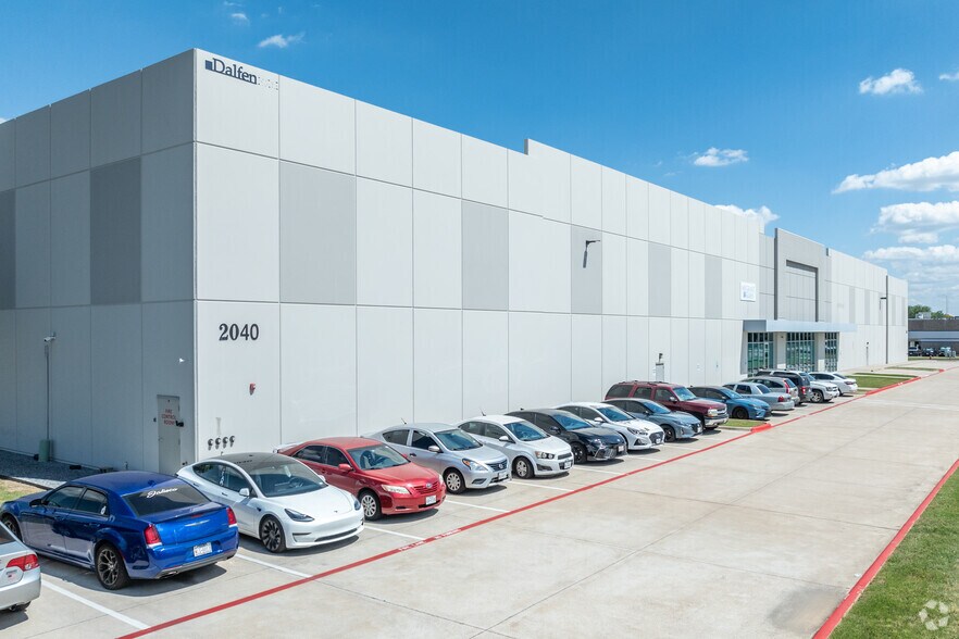More Photos Of 2040 Century Center Blvd, Irving Manufacturing For Sale