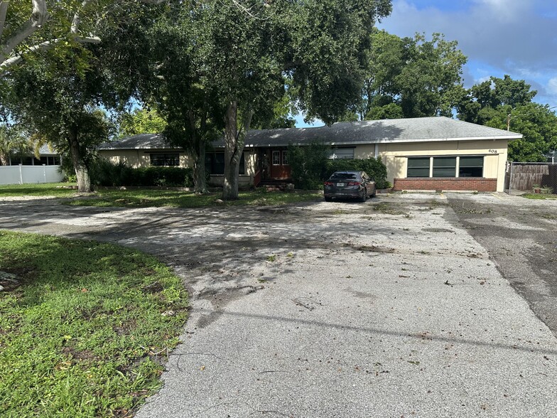 Primary Photo Of 408 75th St NW, Bradenton Medical For Sale