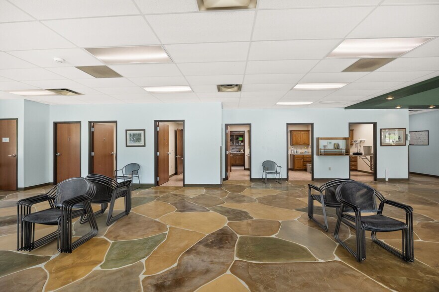 More Photos Of 20994 State Route K, Saint Joseph Office For Lease