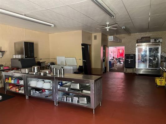 More Photos Of 511 Chief St, Benkelman Storefront For Sale