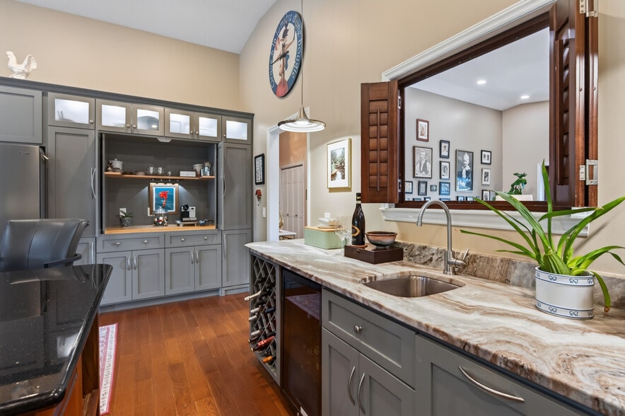 More Photos Of 1661 Turner Spur Rd, Fancy Gap Healthcare For Sale