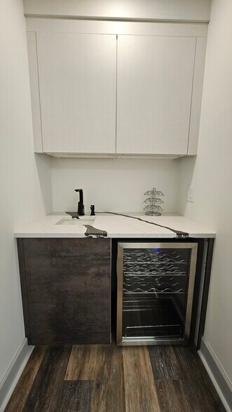 More Photos Of 10 N Main St, Doylestown Office Residential For Lease