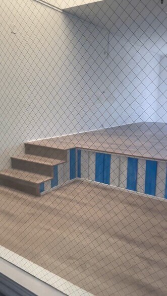 More Photos Of 9414-9488 Union Sq, Sandy Unknown For Lease