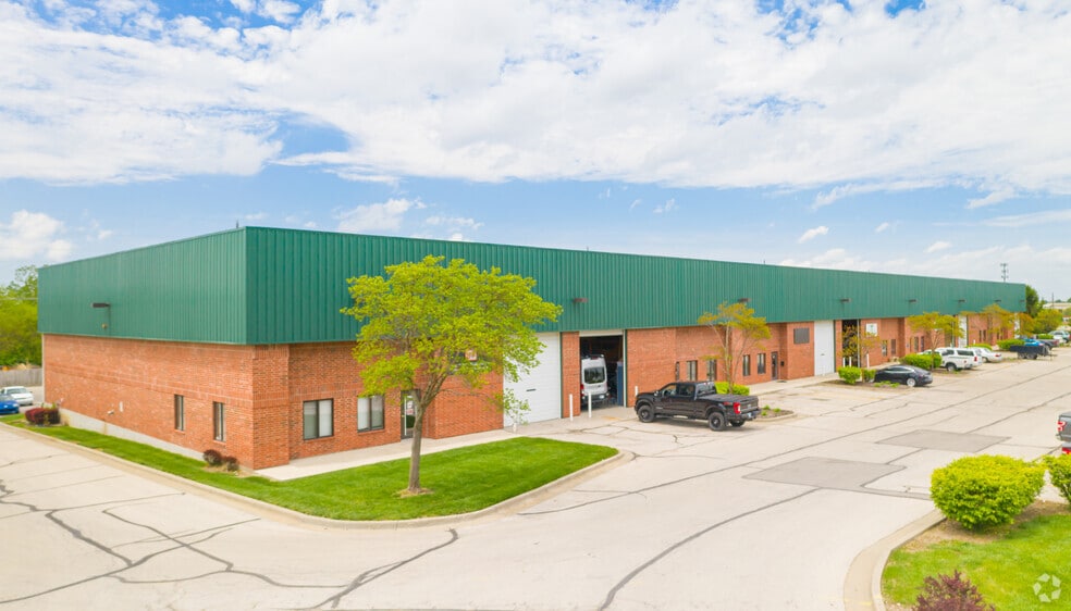 More Photos Of 19000 W 158th St, Olathe Warehouse For Lease