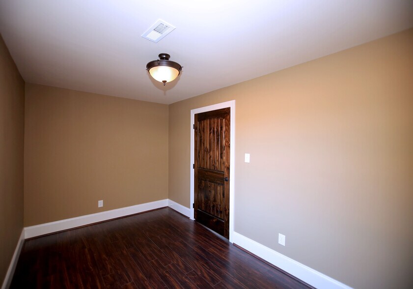 More Photos Of 1697 NC-16 Business, Denver Coworking Space