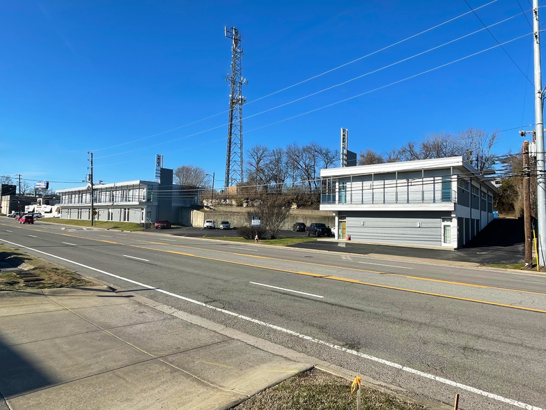 Primary Photo Of 478-480 Craighead St, Nashville Office For Lease