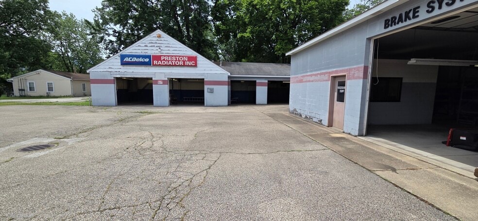 Primary Photo Of 5212 Preston Hwy, Louisville Industrial For Sale