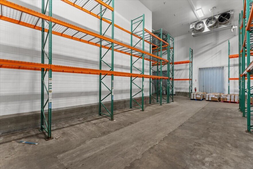 More Photos Of 3450 E Vernon Ave, Vernon Food Processing For Lease