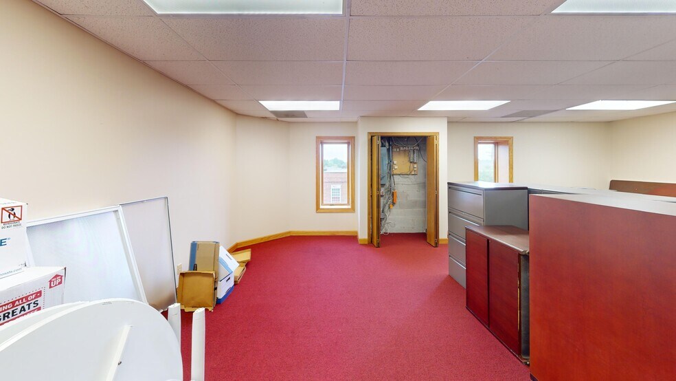 More Photos Of 236 W Northwest Hwy, Barrington Storefront Retail Office For Sale