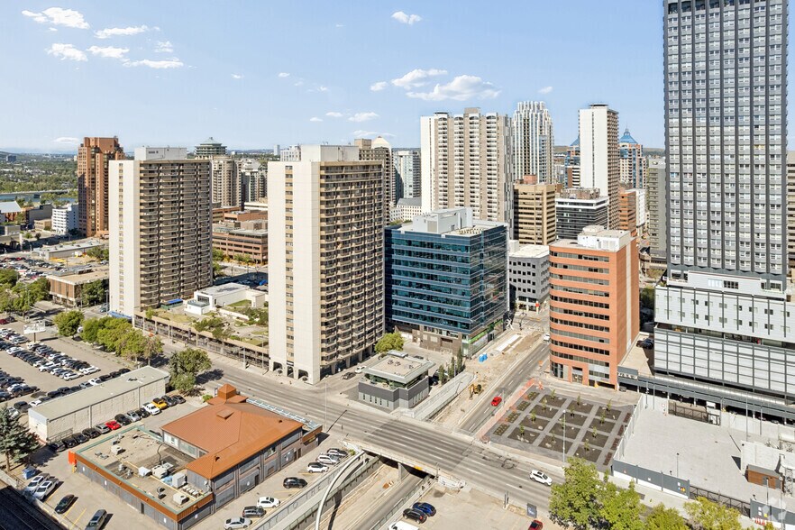 More Photos Of 902 9th Ave SW, Calgary Medical For Sale