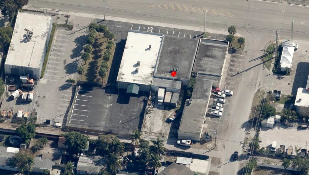 More Photos Of 2223 N Dixie Hwy, Pompano Beach Freestanding For Sale