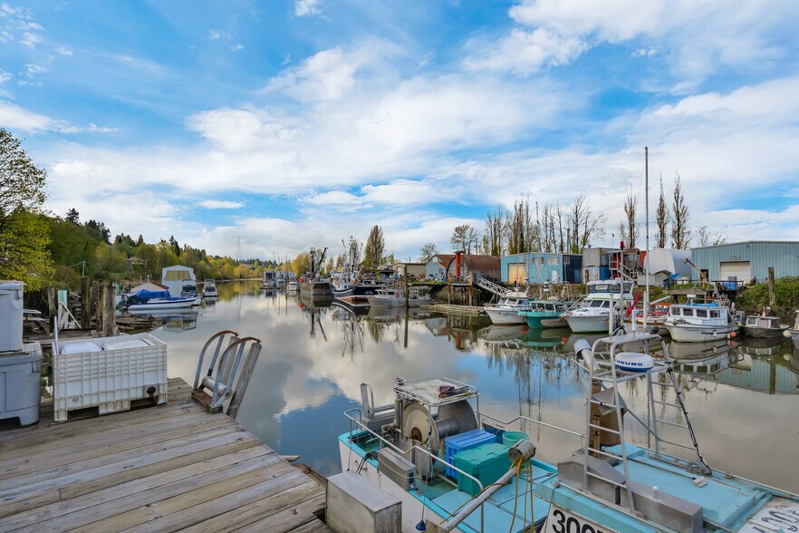 More Photos Of 9505 Gunderson Rd, Delta Industrial For Sale
