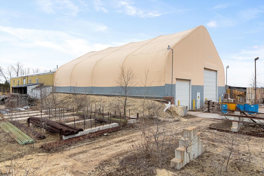 More Photos Of 380 N Middle Rd, Belgium Land For Sale