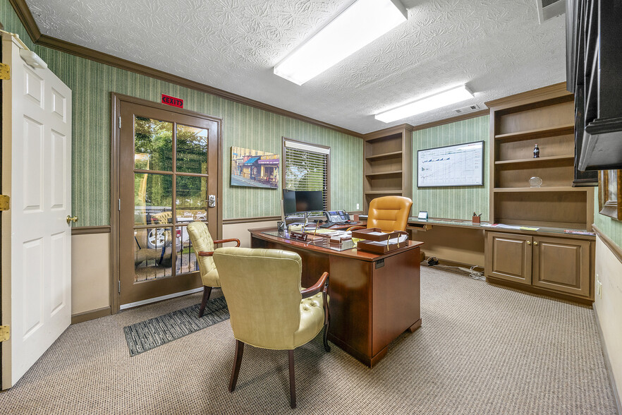 More Photos Of 125-145 E Georgia Ave, Fayetteville Freestanding For Sale