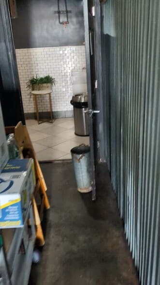 More Photos Of 1731-1759 Colorado Blvd, Los Angeles Storefront Retail Office For Lease