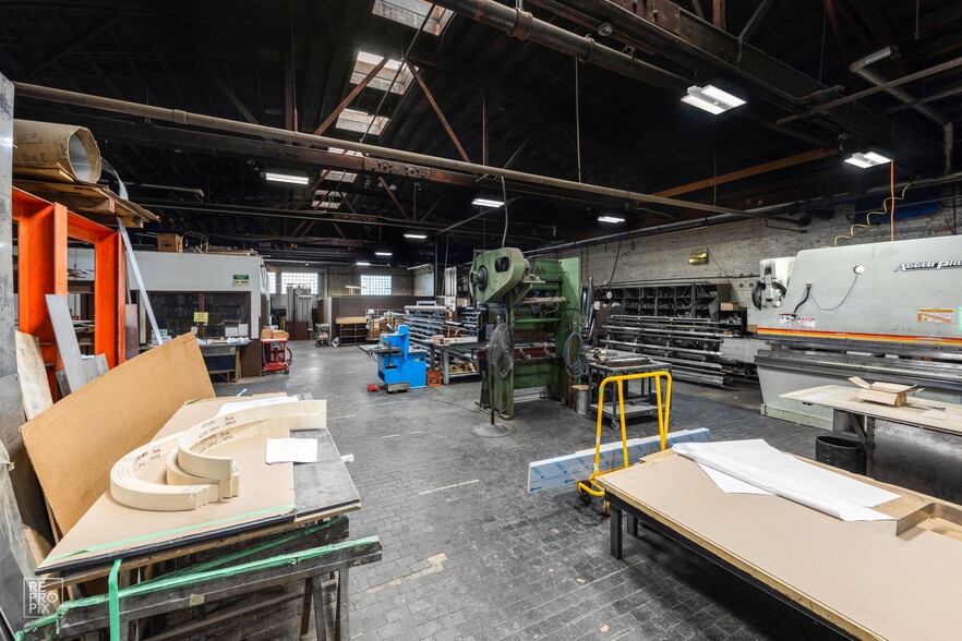 More Photos Of 2444 N Pulaski Rd, Chicago Warehouse For Sale
