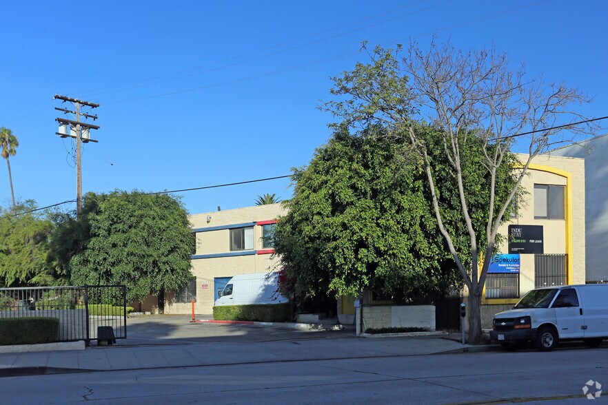 More Photos Of 3223 La Cienega Ave, Culver City Flex For Lease