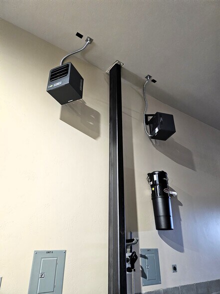 More Photos Of 39 Sunbridge Dr, Mccall Industrial For Sale