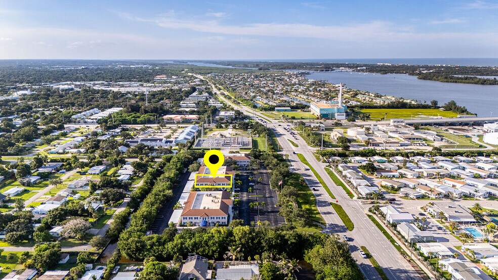 More Photos Of 1555 Indian River Blvd, Vero Beach Medical For Lease