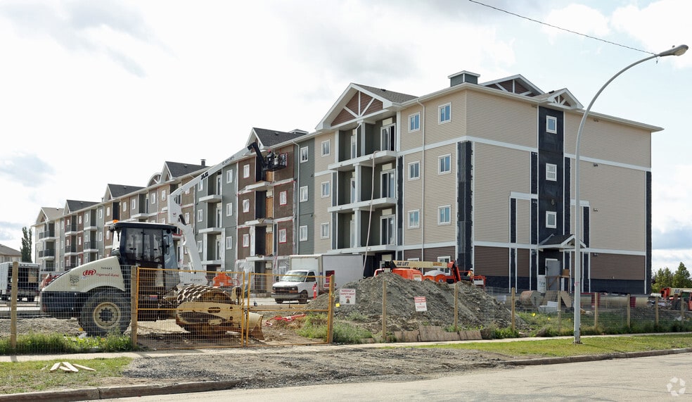 More Photos Of 1665 Jamha Rd NW, Edmonton Apartments For Sale