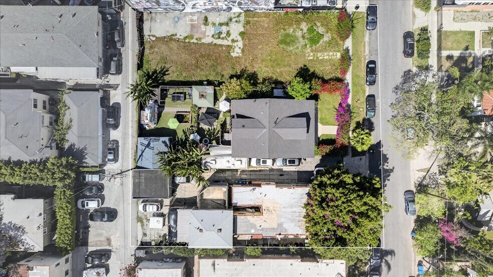 More Photos Of 6132 Romaine St, Los Angeles Land For Sale
