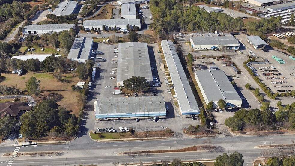 More Photos Of 566-572-3 Appleyard dr, Tallahassee Industrial For Lease