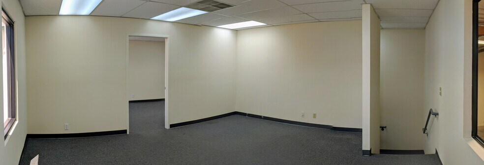 More Photos Of 11137 E Rush St, South El Monte Manufacturing For Lease