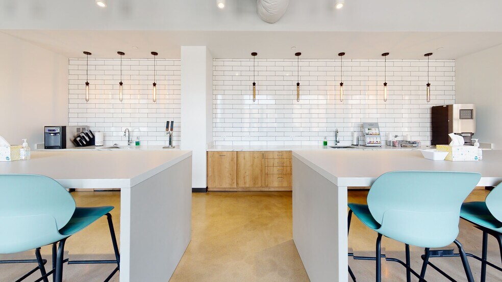 More Photos Of 99 E Main St, Franklin Office For Lease