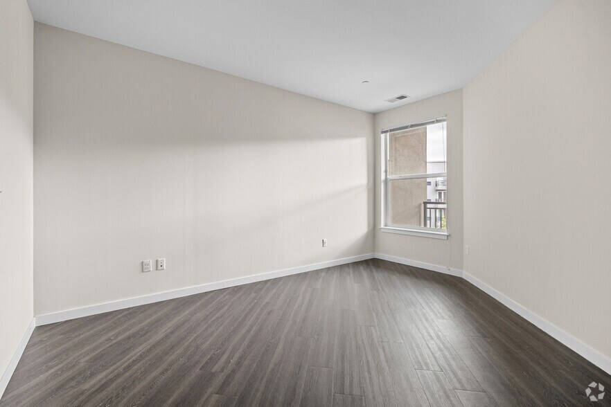 More Photos Of 150 Glover Ave, Norwalk Coworking Space