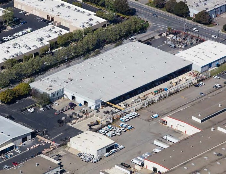 More Photos Of 2300 Polvorosa Ave, San Leandro Warehouse For Lease