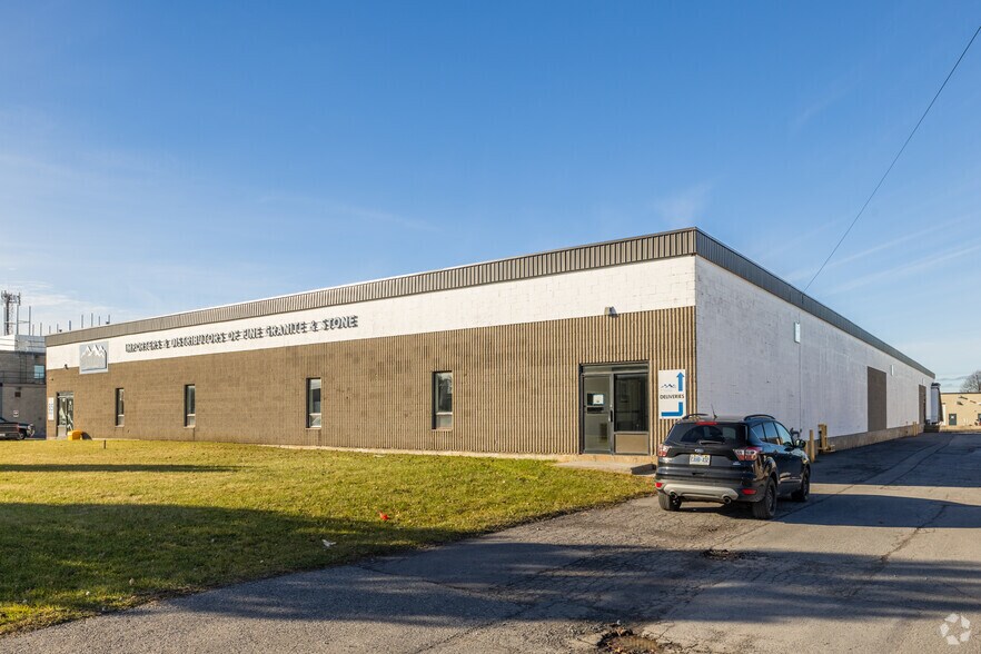 More Photos Of 85 Bentley Ave, Ottawa Warehouse For Lease