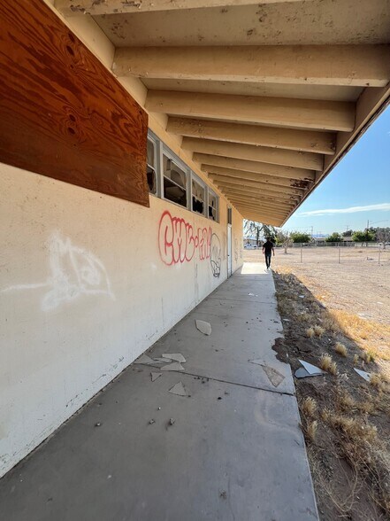 More Photos Of 401 S 3rd St, Blythe Religious Facility For Sale