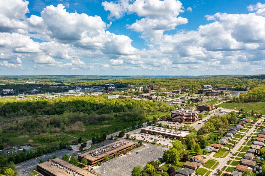 More Photos Of 5700 Lombardo Center, Seven Hills Office For Sale