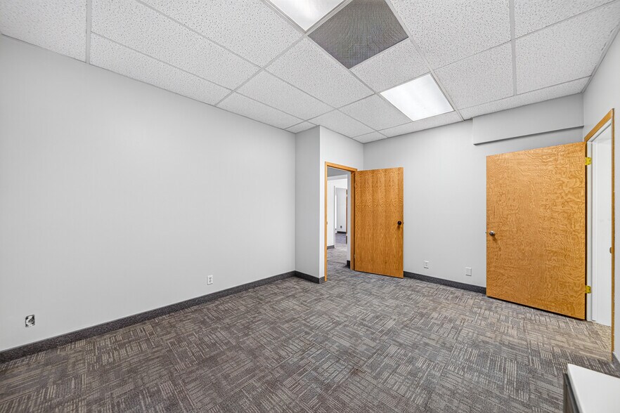 More Photos Of 618 Idaho St, Elko Office For Lease