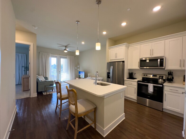 More Photos Of 2200 Carl D Silver Pky, Fredericksburg Apartments For Lease