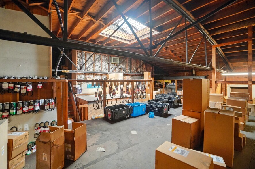 More Photos Of 315 W Morgan St, Monroe Auto Repair For Sale