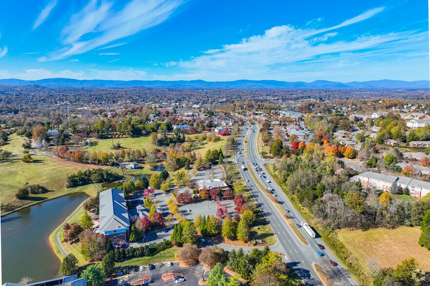 More Photos Of 1791 Richmond Rd, Charlottesville Restaurant For Lease