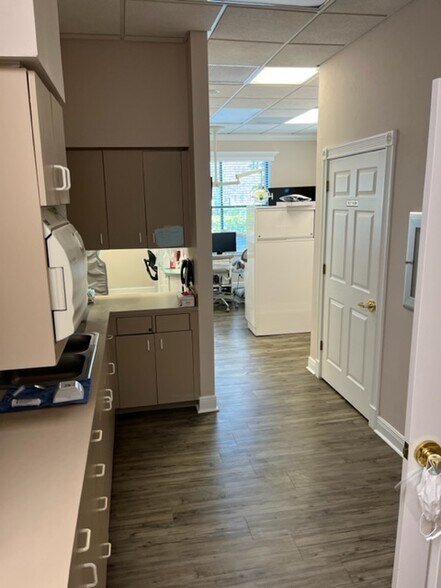 More Photos Of 3635 Bonita Beach Rd, Bonita Springs Medical For Sale