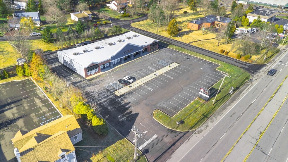 More Photos Of 160 Bethlehem Pike, Colmar Freestanding For Lease