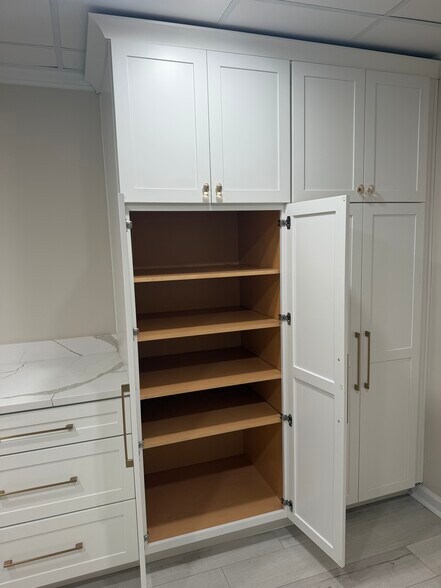 More Photos Of 425 E Crossville Rd, Roswell Office Residential For Sale