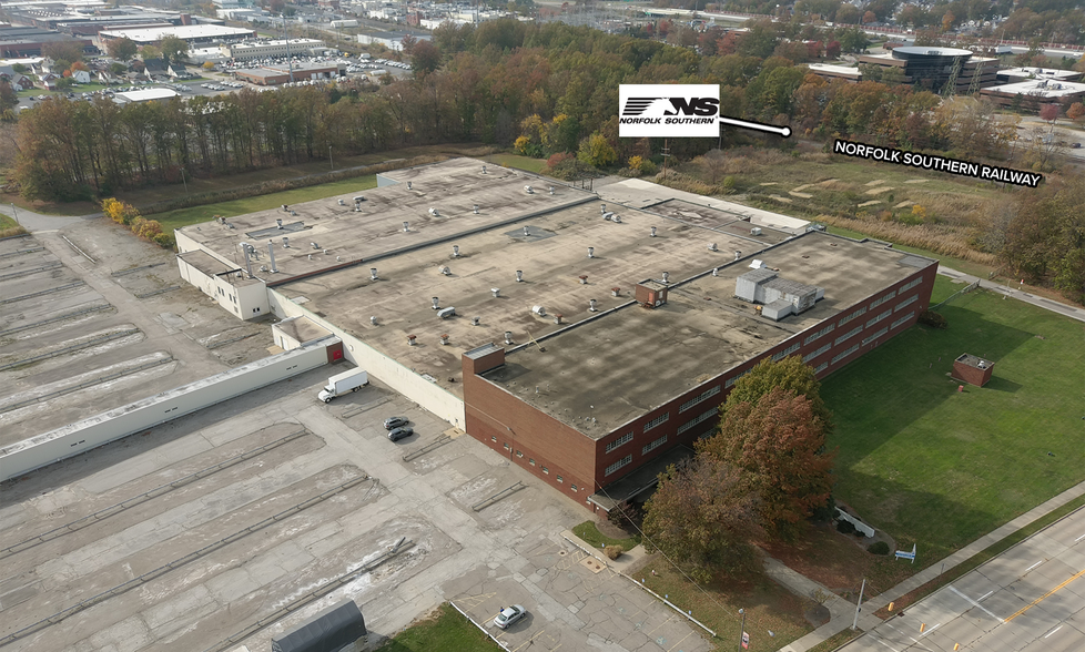 Primary Photo Of 1400 Worden Rd, Wickliffe Warehouse For Lease