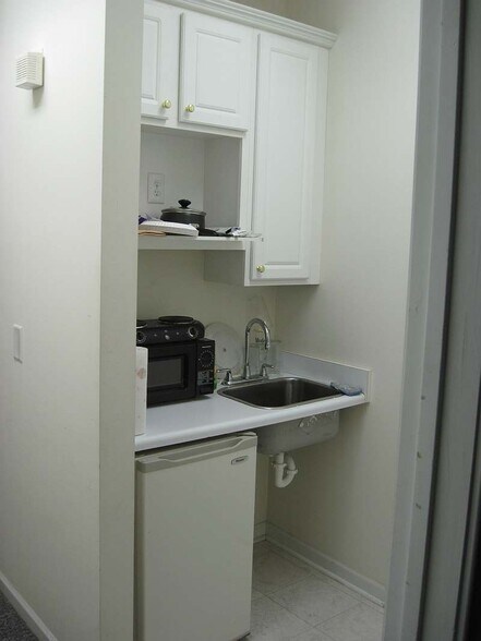 More Photos Of 1301 Shiloh Rd, Kennesaw Office Residential For Lease