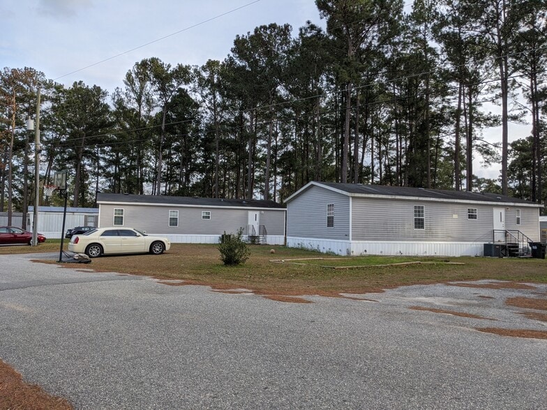 3980 Val del Rd, Hahira, GA 31632 Manufactured Housing Mobile Home