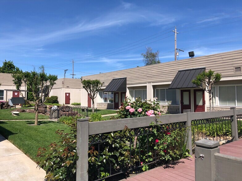 More Photos Of 8300 Fair Oaks Blvd, Carmichael Office For Lease