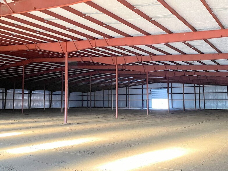 More Photos Of 300 Hammontree Dr, Morenci Warehouse For Lease