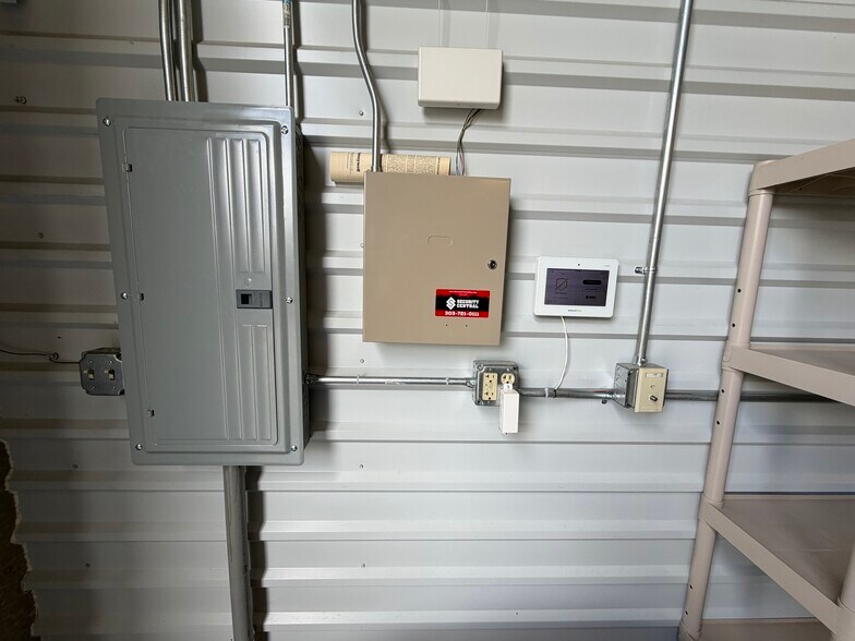 More Photos Of 9181 Commerce Center Cir, Highlands Ranch Self Storage For Sale