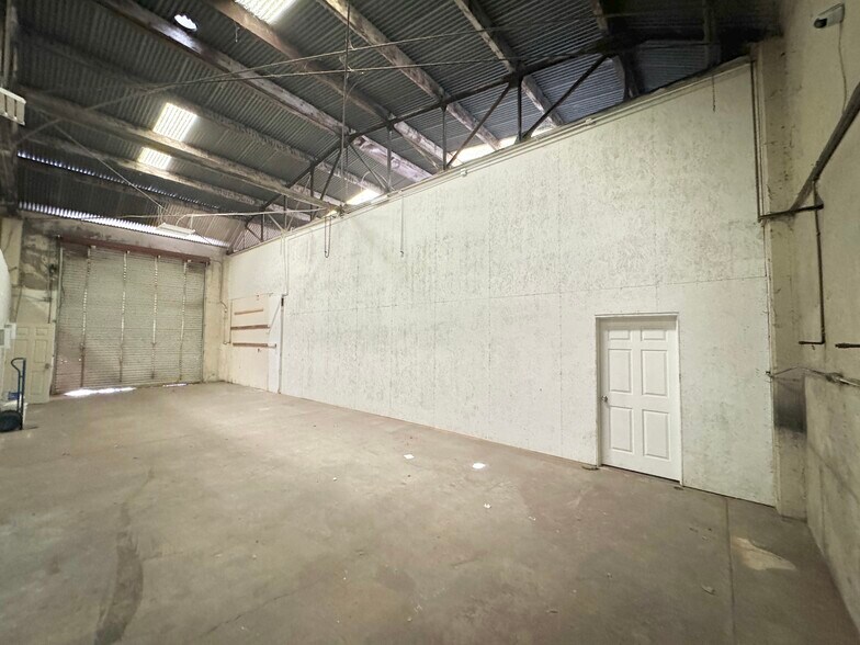 More Photos Of 3780 Main St, Oakley Flex For Lease
